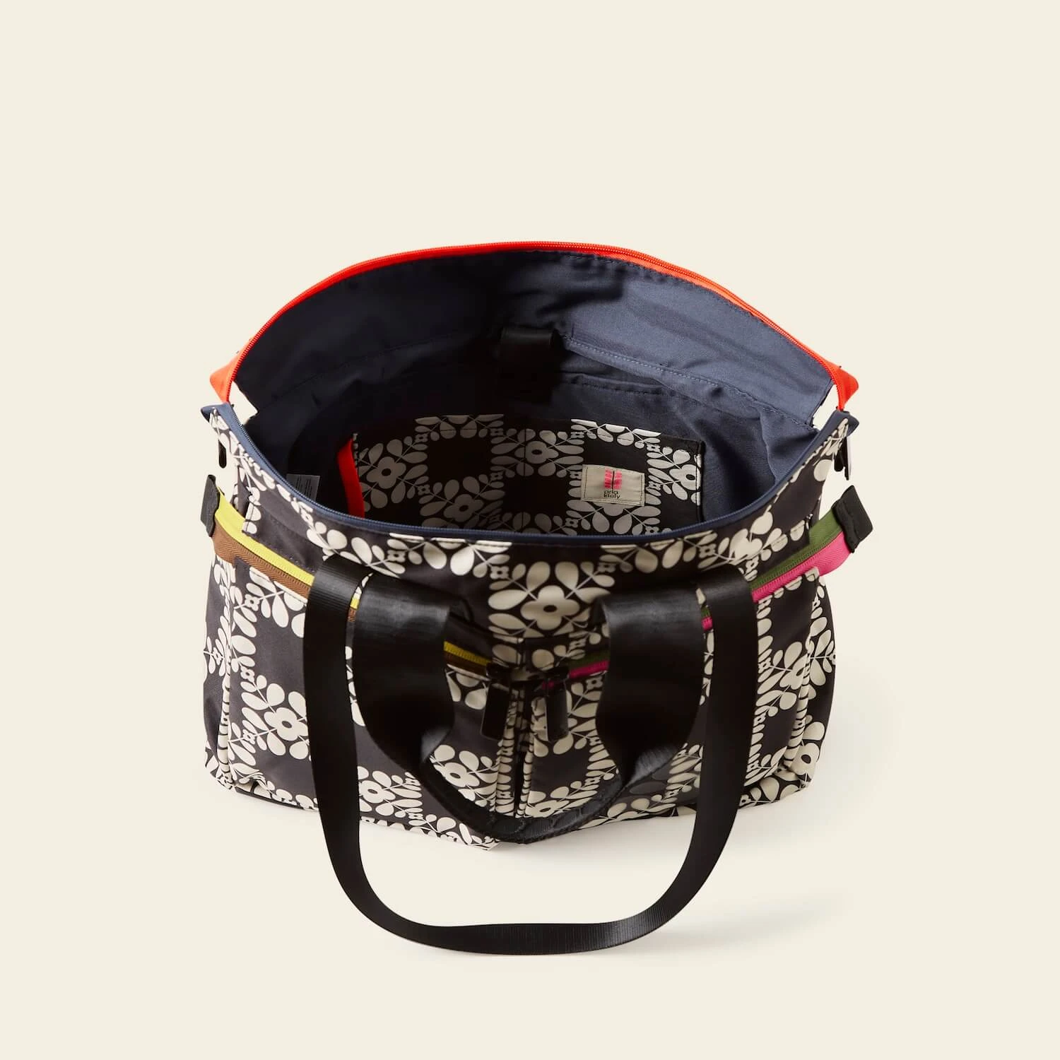 Axis Tote - Lattice Flower Tile Onyx - Image 5